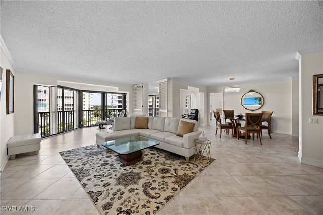 4401 Gulf Shore BLVD N C-804, Naples, FL 34103