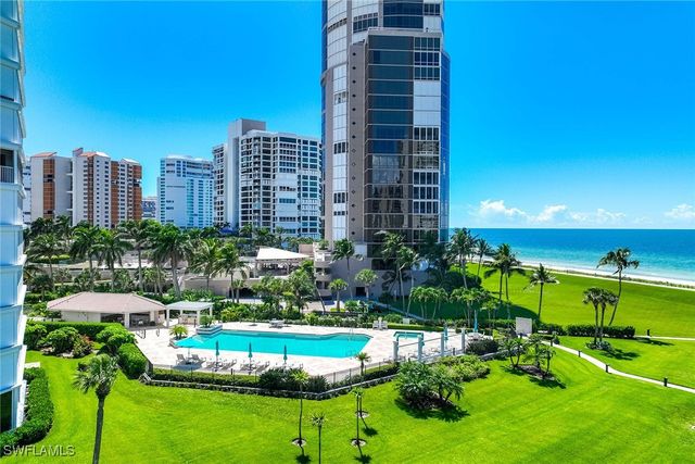 4401 Gulf Shore BLVD N C-804, Naples, FL 34103