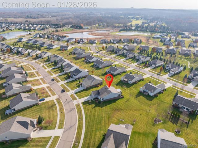 6208 Merion Lane 64, Grand Blanc Charter Township, MI 48439