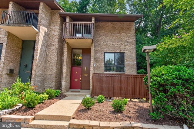 9217 THREE OAKS DR, Silver Spring, MD 20901