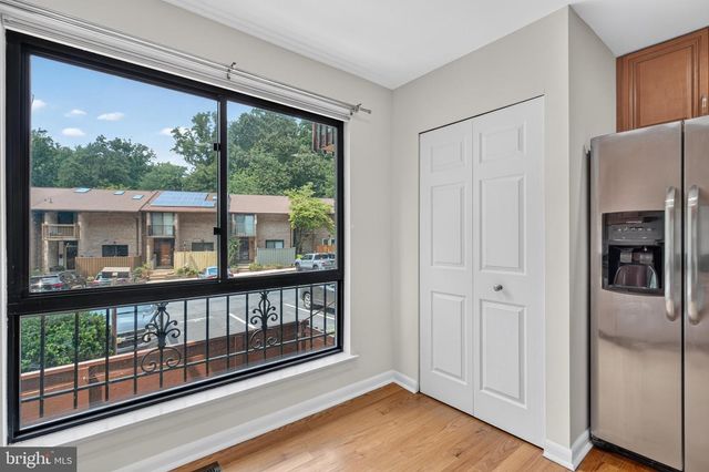 9217 THREE OAKS DR, Silver Spring, MD 20901