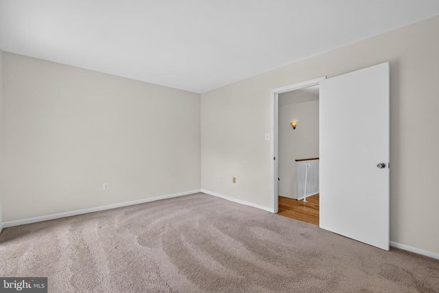 9217 THREE OAKS DR, Silver Spring, MD 20901