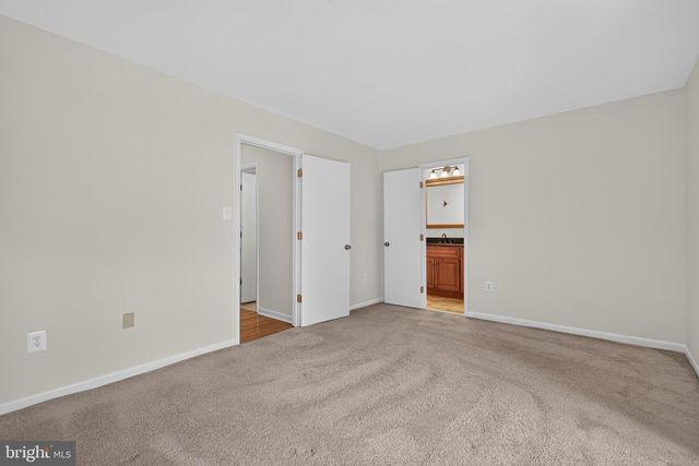 9217 THREE OAKS DR, Silver Spring, MD 20901