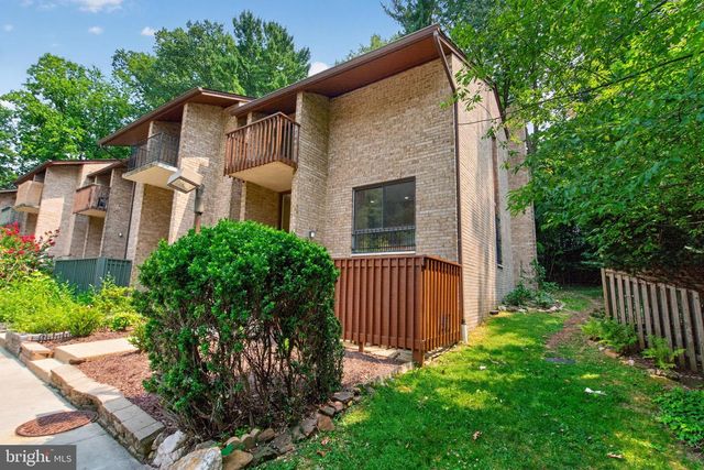 9217 THREE OAKS DR, Silver Spring, MD 20901