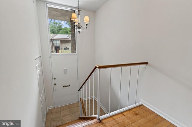 9217 THREE OAKS DR, Silver Spring, MD 20901
