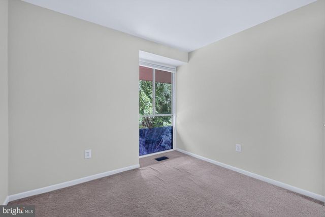 9217 THREE OAKS DR, Silver Spring, MD 20901
