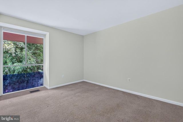 9217 THREE OAKS DR, Silver Spring, MD 20901