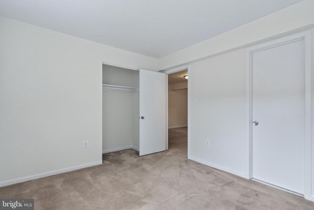 9217 THREE OAKS DR, Silver Spring, MD 20901