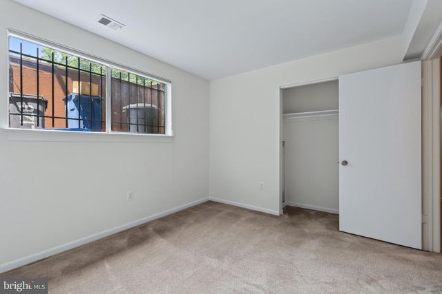 9217 THREE OAKS DR, Silver Spring, MD 20901