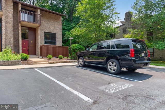 9217 THREE OAKS DR, Silver Spring, MD 20901