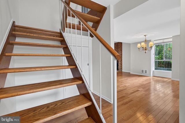 9217 THREE OAKS DR, Silver Spring, MD 20901