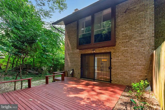 9217 THREE OAKS DR, Silver Spring, MD 20901