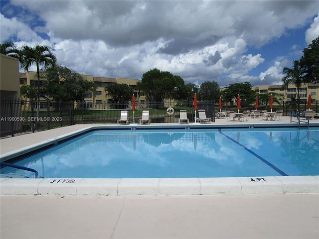 5940 NW 64 Th Avenue 109, Tamarac, FL 33319