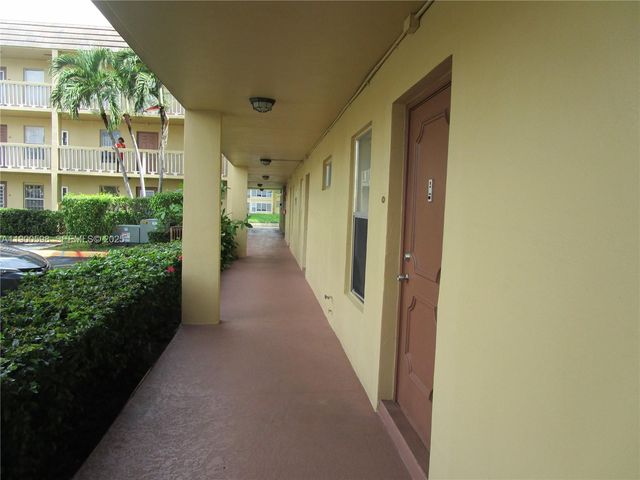 5940 NW 64 Th Avenue 109, Tamarac, FL 33319