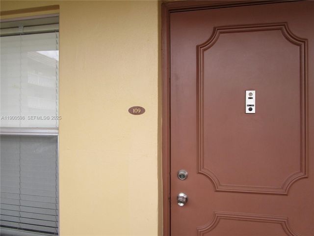 5940 NW 64 Th Avenue 109, Tamarac, FL 33319