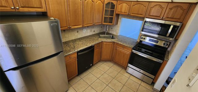 5940 NW 64 Th Avenue 109, Tamarac, FL 33319