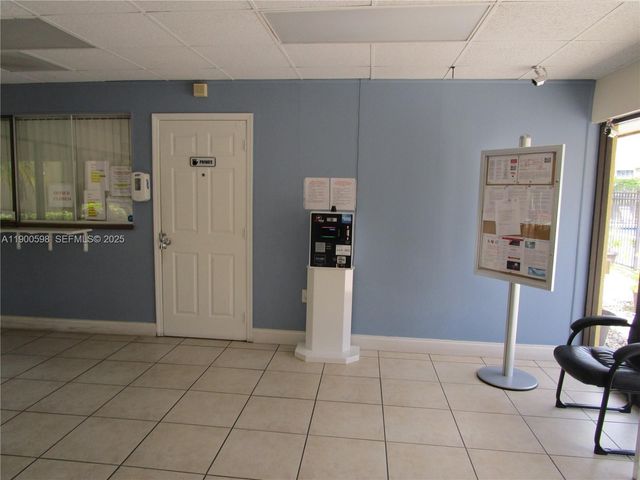 5940 NW 64 Th Avenue 109, Tamarac, FL 33319