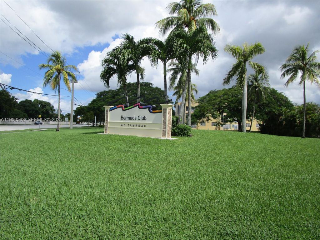 5940 NW 64 Th Avenue 109, Tamarac, FL 33319