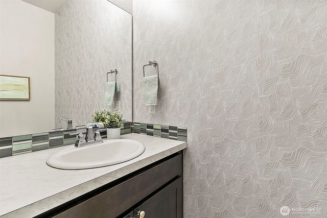 13832 Macadam Road S, Tukwila, WA 98168