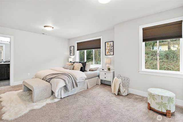 13832 Macadam Road S, Tukwila, WA 98168