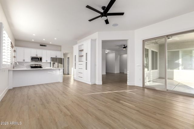 775 W CITRUS Way, Chandler, AZ 85248