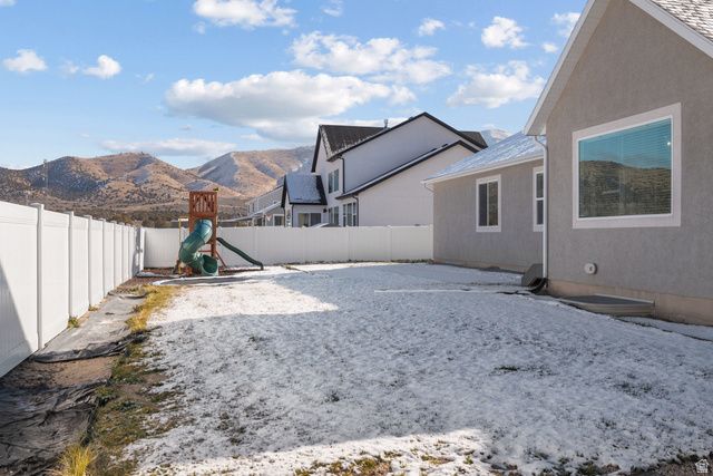 2255 E EMERALD AVE, Eagle Mountain, UT 84005