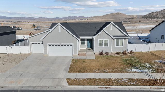 2255 E EMERALD AVE, Eagle Mountain, UT 84005