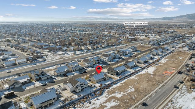 2255 E EMERALD AVE, Eagle Mountain, UT 84005