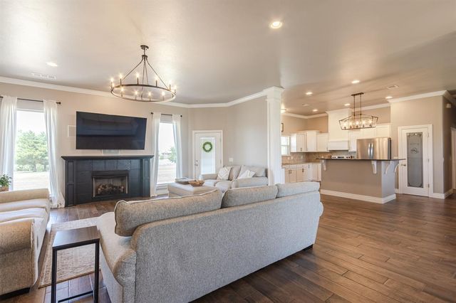 4721 SE 34th Street, Moore, OK 73165