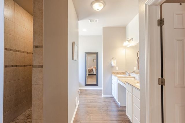 4721 SE 34th Street, Moore, OK 73165