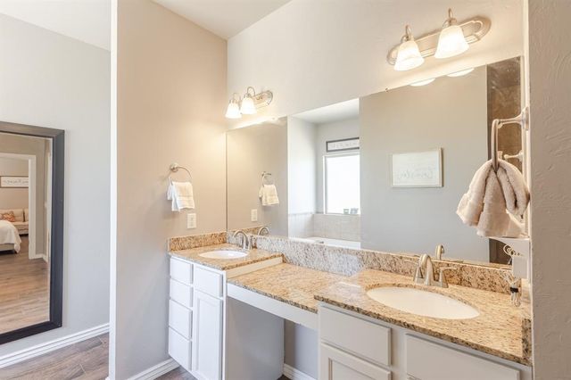 4721 SE 34th Street, Moore, OK 73165