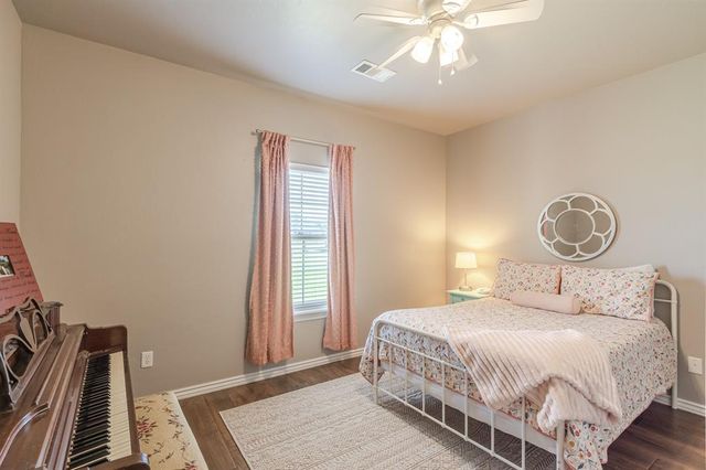 4721 SE 34th Street, Moore, OK 73165