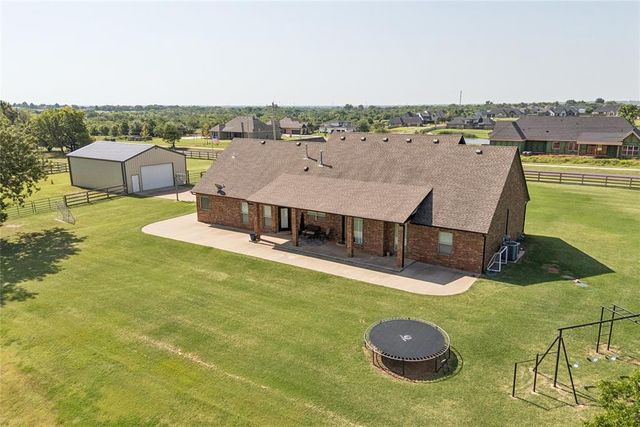 4721 SE 34th Street, Moore, OK 73165