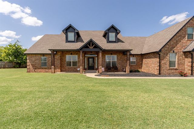 4721 SE 34th Street, Moore, OK 73165