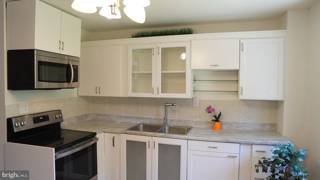 135 FAIRGROUND AVE, Hagerstown, MD 21740