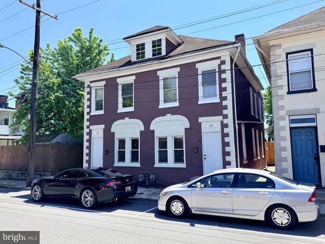 135 FAIRGROUND AVE, Hagerstown, MD 21740