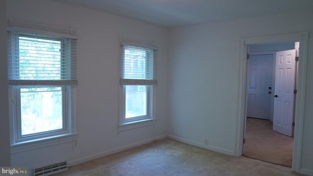 135 FAIRGROUND AVE, Hagerstown, MD 21740