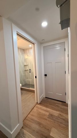 97 Condor Street 2, Boston, MA 02128