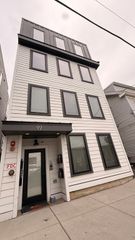 97 Condor Street 2, Boston, MA 02128