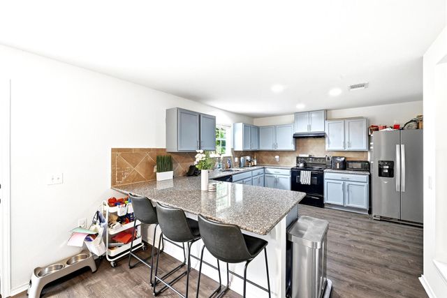 6000 Toye DR, Del Valle, TX 78617