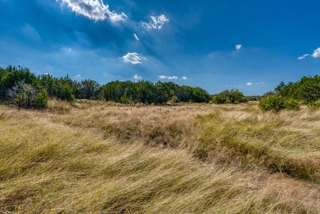 18201 FM 963, Bertram, TX 78605