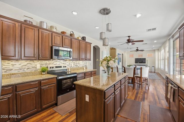 15958 W MOHAVE Street, Goodyear, AZ 85338