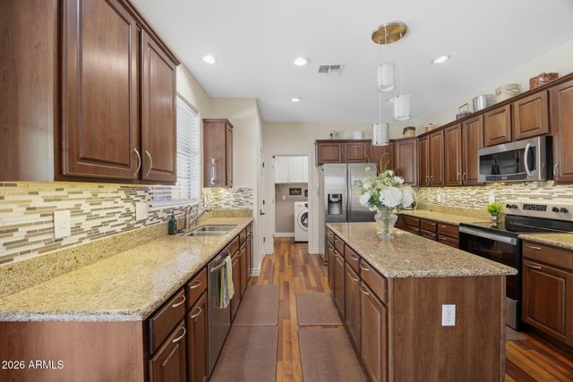 15958 W MOHAVE Street, Goodyear, AZ 85338