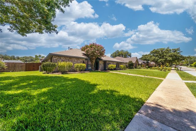 3020 Landershire Lane, Plano, TX 75023