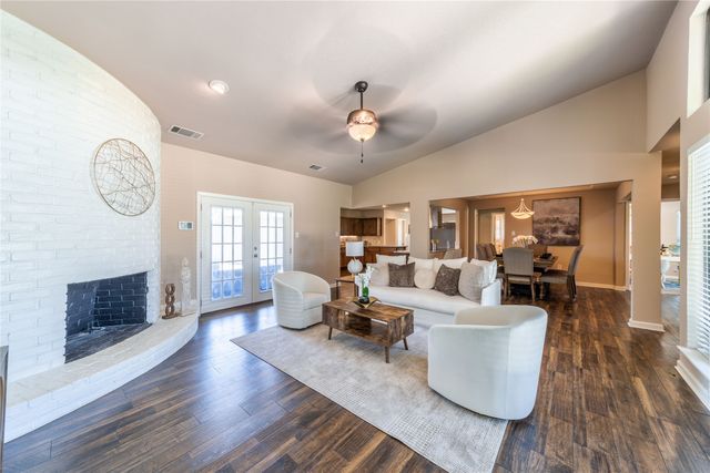 3020 Landershire Lane, Plano, TX 75023