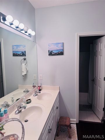 8104 GRAYSON GROVE Drive, Montgomery, AL 36117