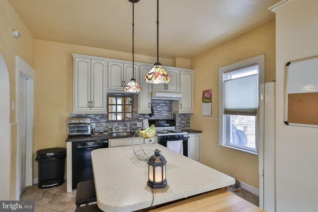 1014 JETER AVE, Bethlehem, PA 18015