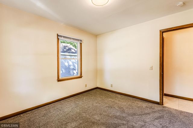6823 E River Road NE, Fridley, MN 55432