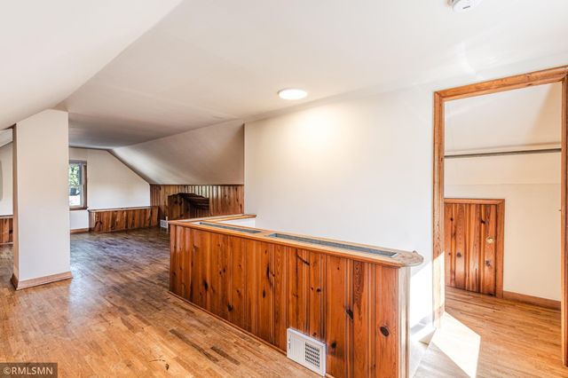 6823 E River Road NE, Fridley, MN 55432