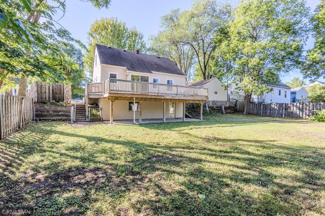 6823 E River Road NE, Fridley, MN 55432